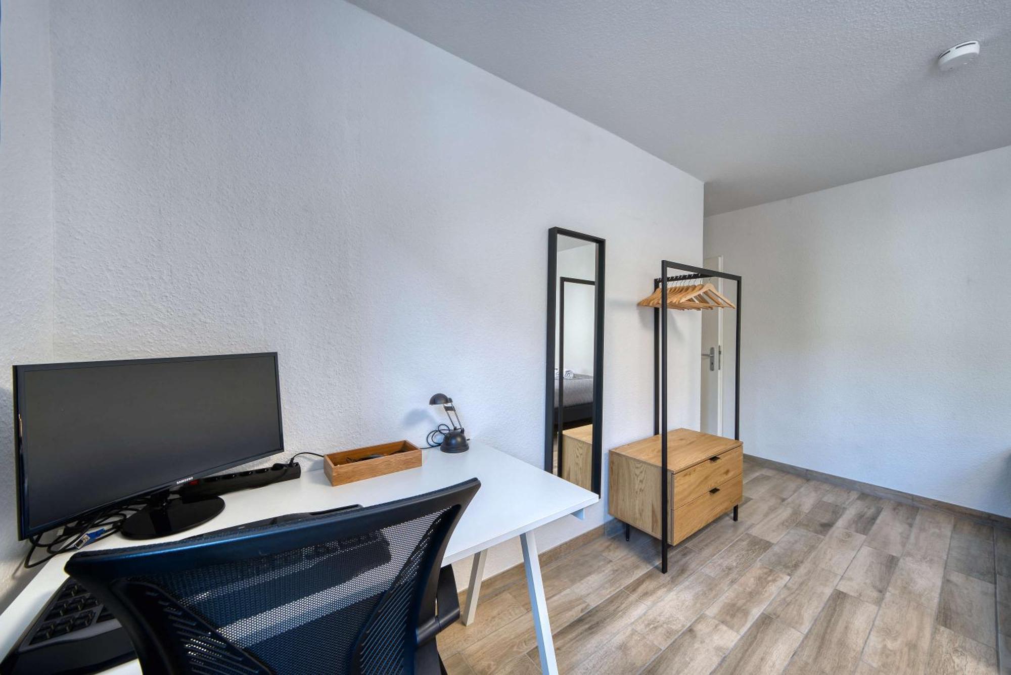 Dnd Stadtoase I Park I Workstation I Netflix I Parken I Kaffee I Waschmaschine I Trockner I Xbox Würzburg Dış mekan fotoğraf
